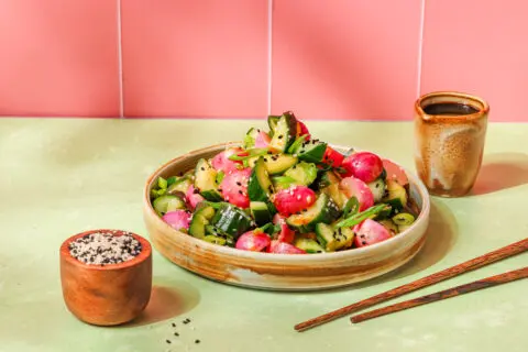Smashed Cucumber Salat