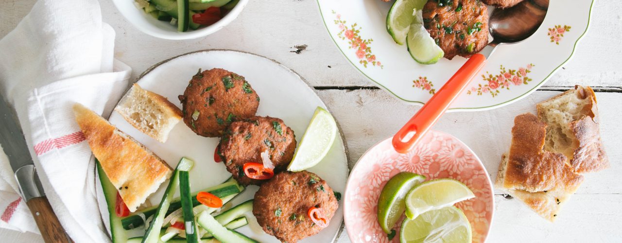 Thaise viskoekjes van rode curry