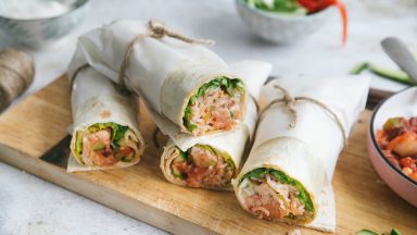 Vegetarische Jackfruit Wraps