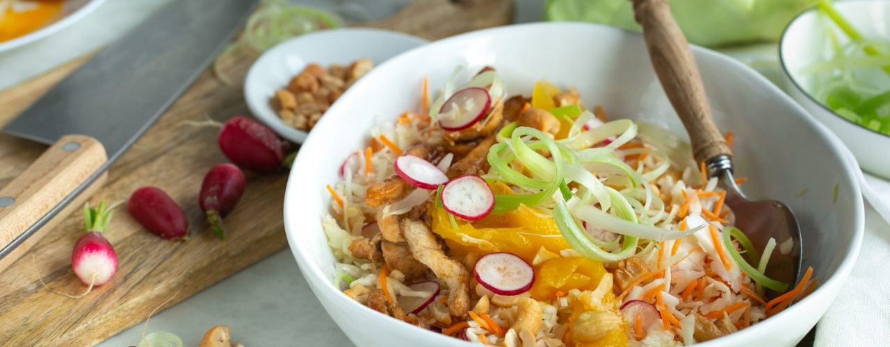 Fairtrade-Original-Rezept-Spitzkohlsalat mit Hähnchen-Mango