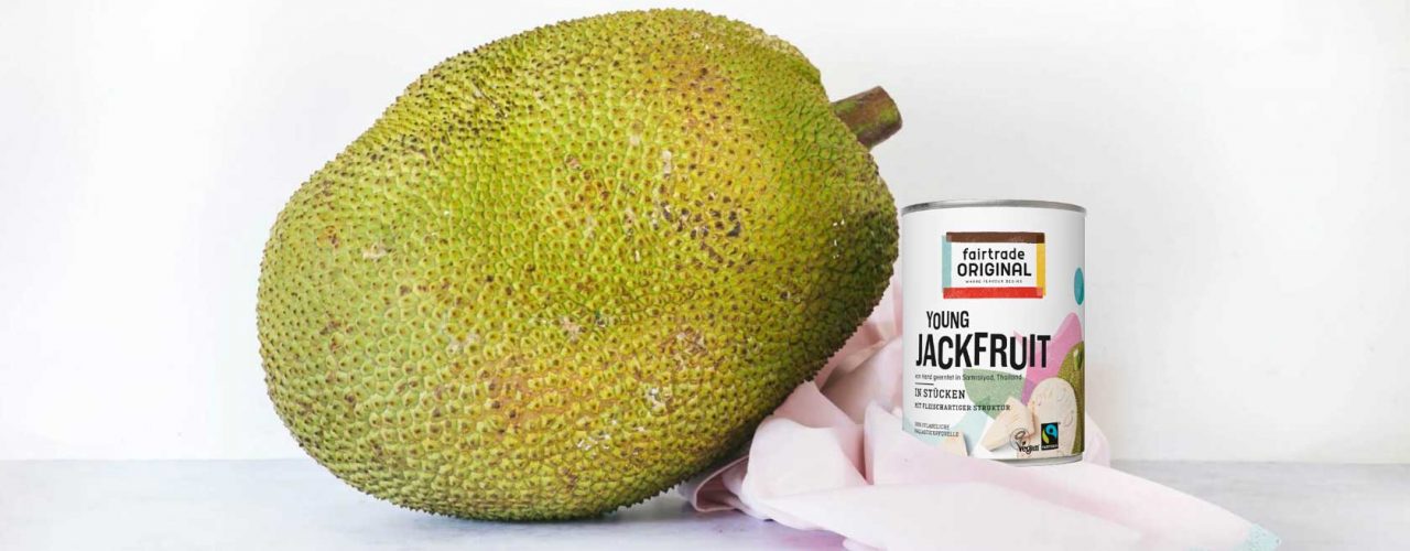 Jackfruit und Jackfruit in der Dose