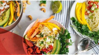 Vermicelli Salat mit Avocado und Cashews