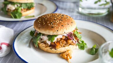 Pulled Jackfruit Burger