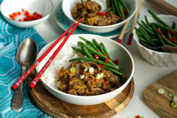 Fairtrade-Original-Rezept_rendang Spitzkohl Austernpilze