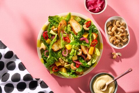 Salat mit Hühnchen und Mango