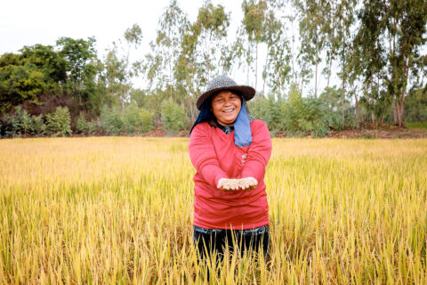 https://www.fairtradeoriginal.de/wp-content/uploads/DE/sites/2/2026/01/Khun-Maliwan-2.jpg