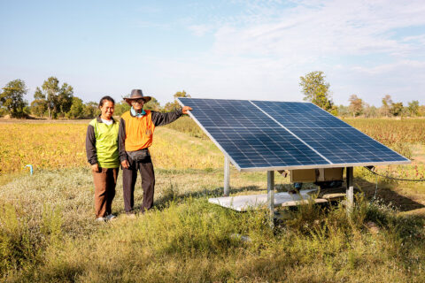 https://www.fairtradeoriginal.de/wp-content/uploads/DE/sites/2/2026/02/Thailand-Soy-Farmers-together-3.jpg